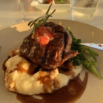 Honu Oceanside - Filet mignon. - Seafood Near Me - Lahaina, Hawaii