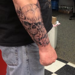 A Wild Side Tattooing