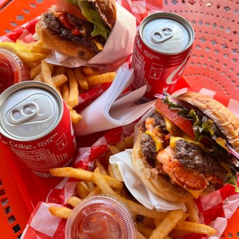 Fat Cheeks Hawaii - Lobster cheeseburger and Cheeseburger w/fries - Sandwiches Near Me - Honolulu, Hawaii Fat Cheeks Hawaii - Lobster cheeseburger and Cheeseburger w/fries - Sandwiches Near Me - Honolulu, Hawaii