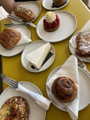 Janjou Pâtisserie by null