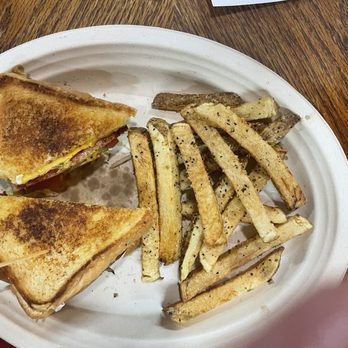R M Brooks & Son Grocery - Tiffany, fried bologna sandwich with hand, cut real potato, french fries seasoned perfectly! - Grocery Near Me - Rugby, Tennessee R M Brooks & Son Grocery - Tiffany, fried bologna sandwich with hand, cut real potato, french fries seasoned perfectly! - Grocery Near Me - Rugby, Tennessee