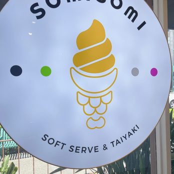 Somisomi - Inside - Ice Cream & Frozen Yogurt Near Me - Fullerton, California Somisomi - Inside - Ice Cream & Frozen Yogurt Near Me - Fullerton, California