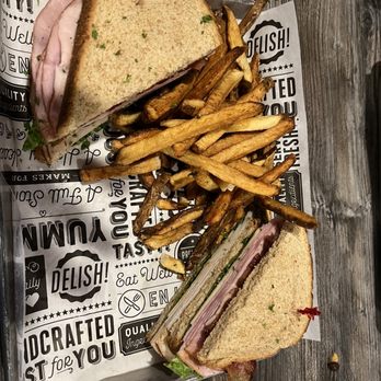 Coopers Tavern - Club - Burgers Near Me - Edgewater, Maryland Coopers Tavern - Club - Burgers Near Me - Edgewater, Maryland