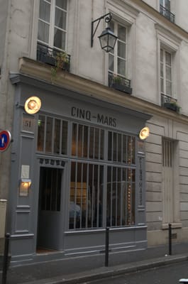 Cinq-Mars by null