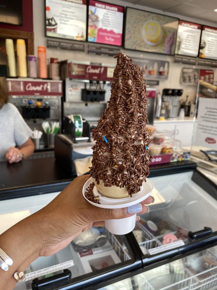 CARVEL Updated August 2024 17 Photos & 26 Reviews 1950 Central