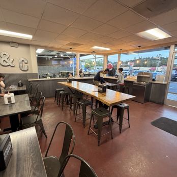 Burger & Cream - Desserts Near Me - Auburn, California Burger & Cream - Desserts Near Me - Auburn, California