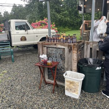 Rent's Due BBQ - Barbeque Near Me - North Bend, Washington