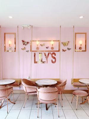 Lilys Chocolate & Coffee by null