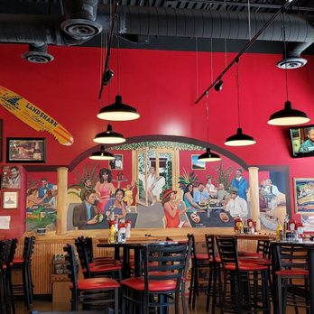 Spinns Burger & Beer - Decor - American Near Me - Albuquerque, New Mexico