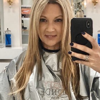 Dirty Blonde Salon - Dirty Blonde Salon extensions straight - Hair Stylists Near Me - Boca Raton, Florida