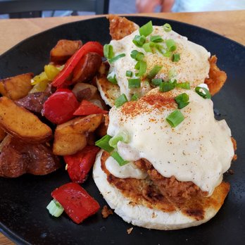 Down the Hatch Maui - Southern Benny - Seafood Near Me - Lahaina, Hawaii Down the Hatch Maui - Southern Benny - Seafood Near Me - Lahaina, Hawaii