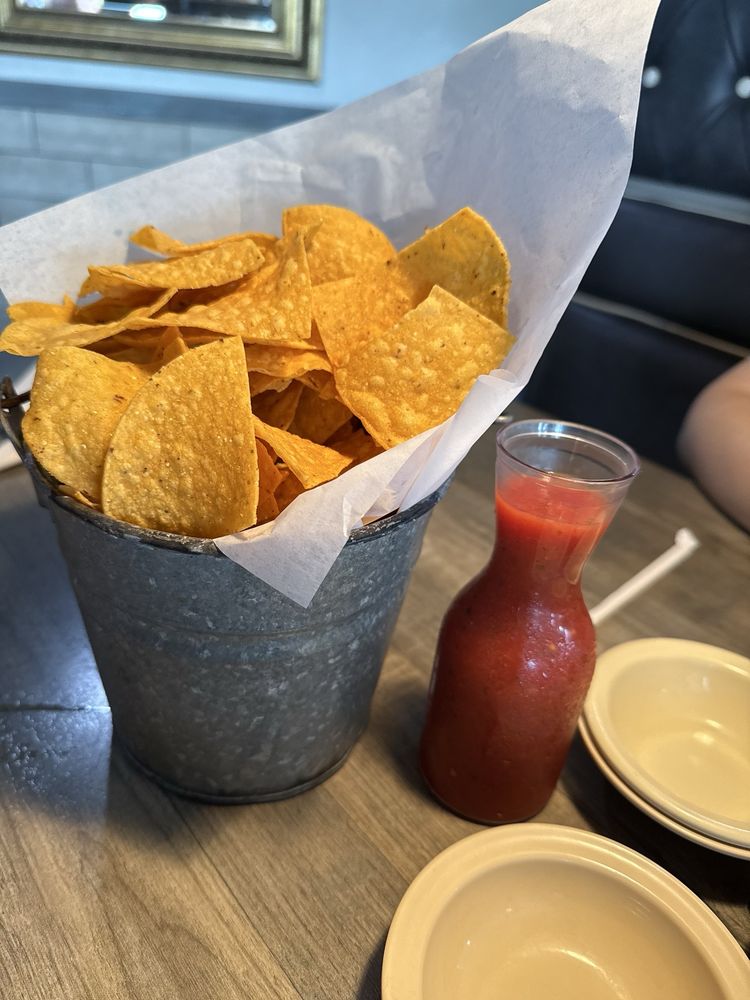 Food from Cantina Amigo's