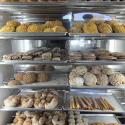 La Estrella Bakery