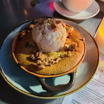 Sixty Vines - Seasonal cobbler - New American Near Me - Plano, Texas Sixty Vines - Seasonal cobbler - New American Near Me - Plano, Texas
