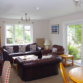 Strathassynt Guest House - Large comfortable guest lounge - Guest Houses Near Me - Ballachulish, HLD Strathassynt Guest House - Large comfortable guest lounge - Guest Houses Near Me - Ballachulish, HLD