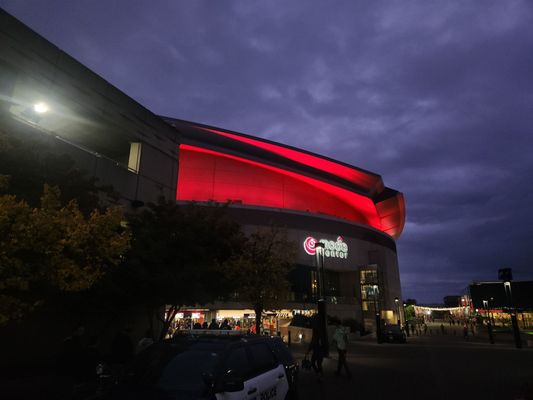 Moda Center by null