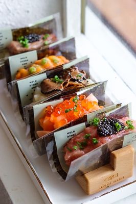 Sushi Nori by null