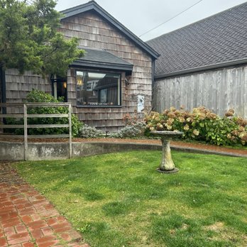 Bistro Restaurant & Bar - Bars Near Me - Cannon Beach, Oregon Bistro Restaurant & Bar - Bars Near Me - Cannon Beach, Oregon