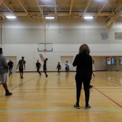 Largo/Kettering/Perrywood Community Center - Bbday bball party