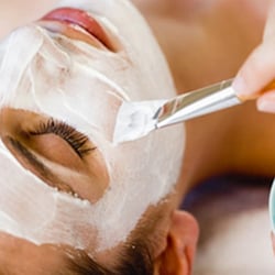 Elite Skincare & Aesthetics - Dermalogica's Colloidal Masque calms, cools and nourishes the skin. Perfect after a microdermabrasion treatment!