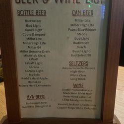 Green Spot Pub - Beer and wine
