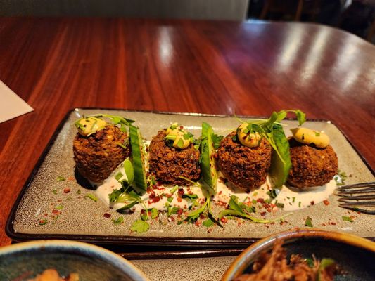 Meso Modern Mediterranean by null