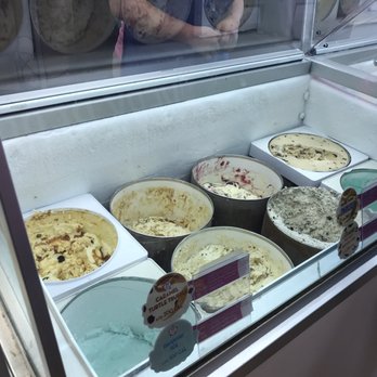 Baskin Robbins - Ice Cream & Frozen Yogurt Near Me - Gilbert, Arizona Baskin Robbins - Ice Cream & Frozen Yogurt Near Me - Gilbert, Arizona