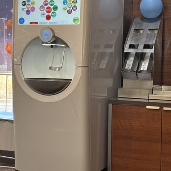 Wendy's - You Choose soda machine. - Burgers Near Me - Pomona, California Wendy's - You Choose soda machine. - Burgers Near Me - Pomona, California