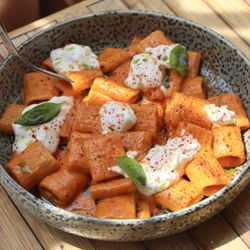 Rosana Cannes - Pasta alla vodka et stracciatella