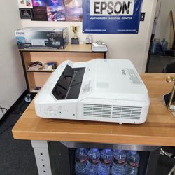 Deens Electronics - My projector