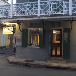 Crabbe's Island Grille - Street view