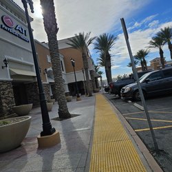 Montecito Marketplace - The end close to the hospital