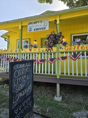 Grumpy's Coffee by null