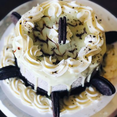 The Ultimate Cookies&Cream Cake - This cake is unbelievably decadent. Let’s make memories one cake at a time. Order yours today!
