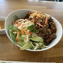Grilled Pork and shrimp vermicelli