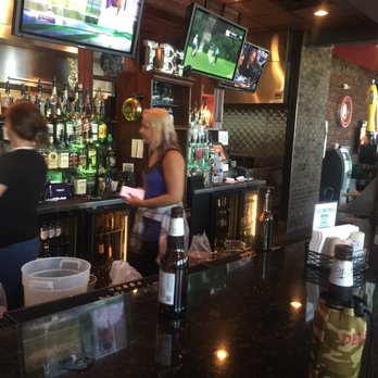 Illinois Bar & Grill - Terrible service in here here for 1 hour for a burger - Bars Near Me - Lemont, Illinois Illinois Bar & Grill - Terrible service in here here for 1 hour for a burger - Bars Near Me - Lemont, Illinois
