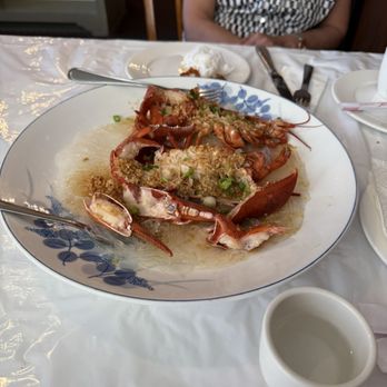Hot Lobster Dim Sum - steamed garlic butter lobster - Dim Sum Near Me - Niagara Falls, Ontario Hot Lobster Dim Sum - steamed garlic butter lobster - Dim Sum Near Me - Niagara Falls, Ontario