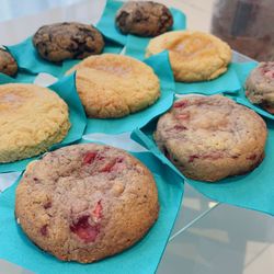 Yummy giant cookies