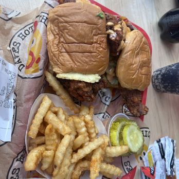 Dave's Hot Chicken - Chicken double - Chicken Shop Near Me - Boston, Massachusetts Dave's Hot Chicken - Chicken double - Chicken Shop Near Me - Boston, Massachusetts