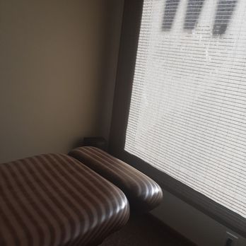 O'Neal Chiropractic Offices - Here waiting for the dr. #GoodHands - Chiropractors Near Me - Santa Rosa, California