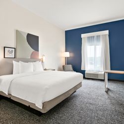 Spark by Hilton Commerce, GA - Single King Guest Room