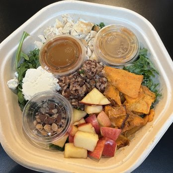sweetgreen - Healthy Salads, Wraps, and Bowls - harvest bowl - Salad Near Me - Chicago, Illinois