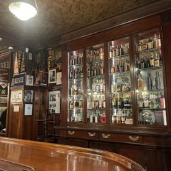 Harry's New York Bar - Inside