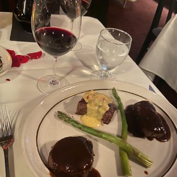 El Gaucho - Tacoma - Steak trio - Steakhouses Near Me - Tacoma, Washington