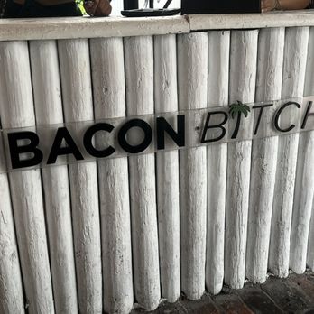 Bacon Bitch - Front entrance - Sandwiches Near Me - Miami Beach, Florida