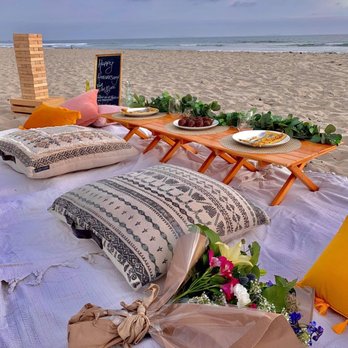 Lilac & Lace Event Planning - Beach picnic - Party & Event Planning Near Me Lilac & Lace Event Planning - Beach picnic - Party & Event Planning Near Me
