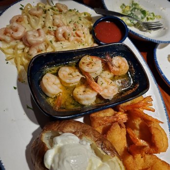 Red Lobster - Shrimps 3 ways - Seafood Near Me - Oak Lawn, Illinois Red Lobster - Shrimps 3 ways - Seafood Near Me - Oak Lawn, Illinois