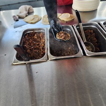 Avenue 26 Tacos - Food Trucks Near Me - Los Angeles, California