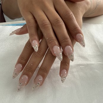 Polish Nail Spa - Nail Salons Near Me - Artesia, California