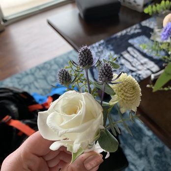 Dahlia Fields - Boutonnière - Floral Designers Near Me
